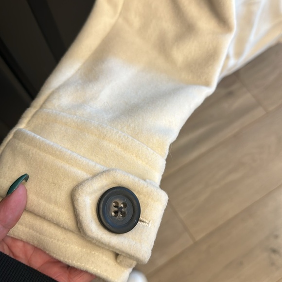 Cream Jacket - Picture 4 of 5